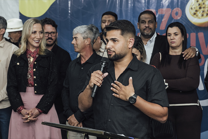 PRESIDENTE DA ASSOCIAÇÃO 1