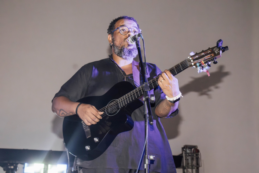 violão