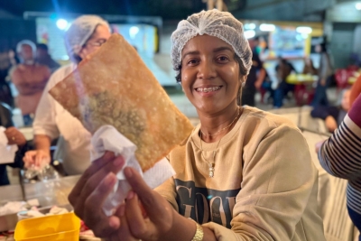Ambulantes comemoram vendas na festa de São Pedro