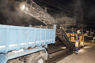 Prefeitura inicia primeira etapa do recapeamento asfáltico no Centro de SFI
