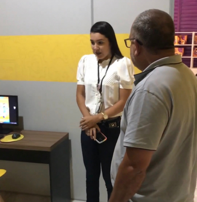Prefeitura participa de inauguração de escola de robótica e programação