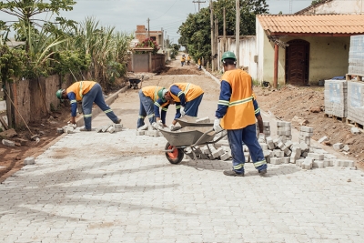 Obras nas ruas de Travessão de Barra estão em fase de conclusão