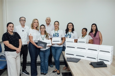 Agentes comunitários da Saúde ganham tablets para agilizar visitas domiciliares