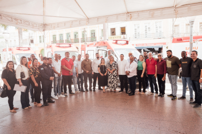 Município recebe duas ambulâncias do Samu e prefeita Francimara ressalta a regionalização dos atendimentos de urgência