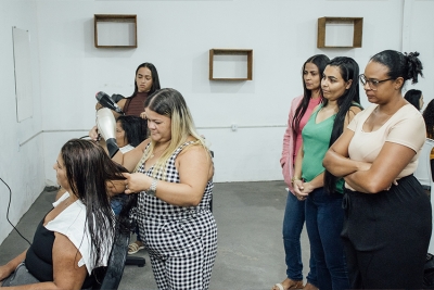 GTR inicia aulas de cursos gratuitos em dois turnos