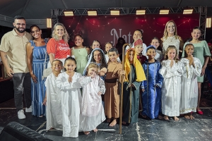 Última noite do “Natal Iluminado” emociona público na Praça da Igreja Matriz