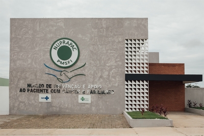 “Março Azul Marinho”: 40% dos casos de câncer de intestino são evitáveis