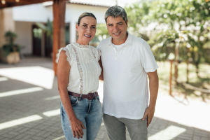 Prefeita comemora laudo de delimitação geográfica da farinha de mandioca e do abacaxi