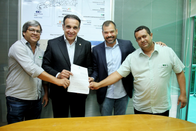 Qualifica Já: vice-prefeito assina convênio com Governo do Estado para mais oportunidades de capacitação profissional