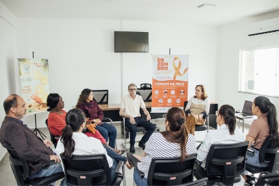 Dezembro Laranja: roda de conversa aborda características do câncer de pele