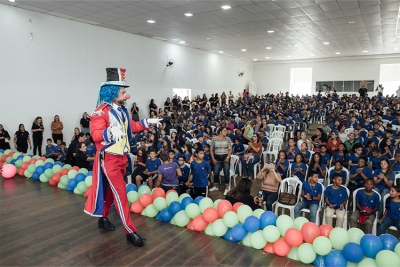 Alunos do 5º ano participam do “MotivAção Saeb” de forma lúdica e mágica