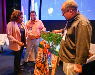I Encontro Nacional de Gestores de Cultura: SFI presenteia ministra Margareth Menezes