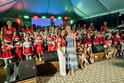 “Natal Iluminado” encanta moradores de São Francisco em mais uma noite especial
