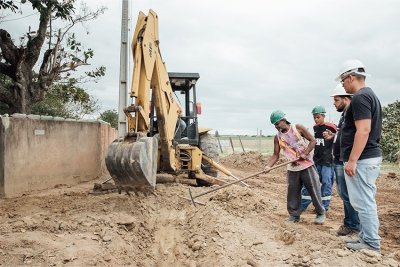 Obras de infraestrutura beneficiam 12 ruas de Travessão de Barra