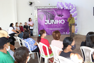 Ação no Centro de Convivência na programação do Junho Violeta