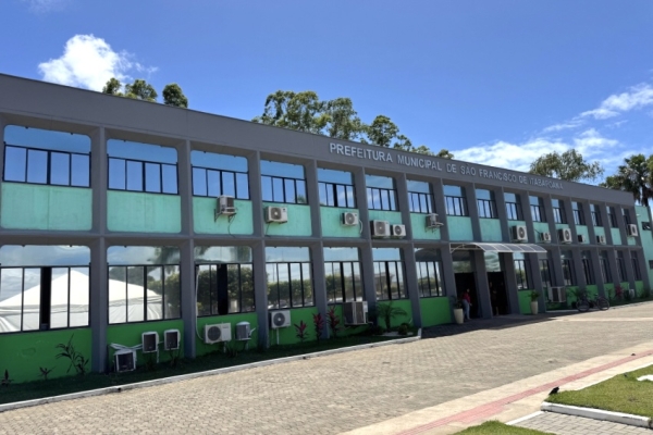 Prefeitura decreta ponto facultativo na próxima sexta-feira (21)